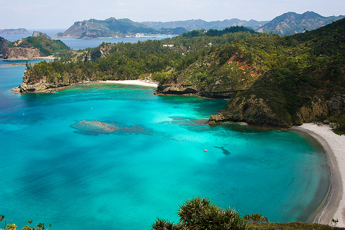 http://humble-traveler.com/wordpress/wp-content/uploads/2010/02/ogasawara-islands.jpg